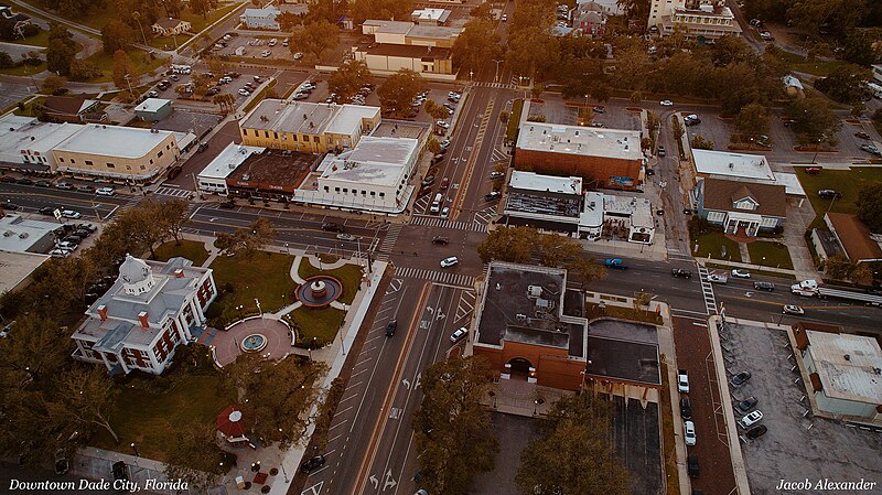Dade City skyline