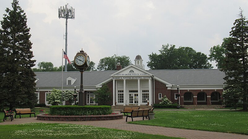 Grosse Pointe Woods skyline