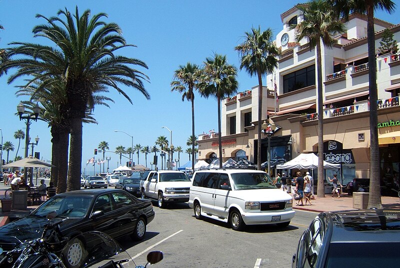 Huntington Beach skyline